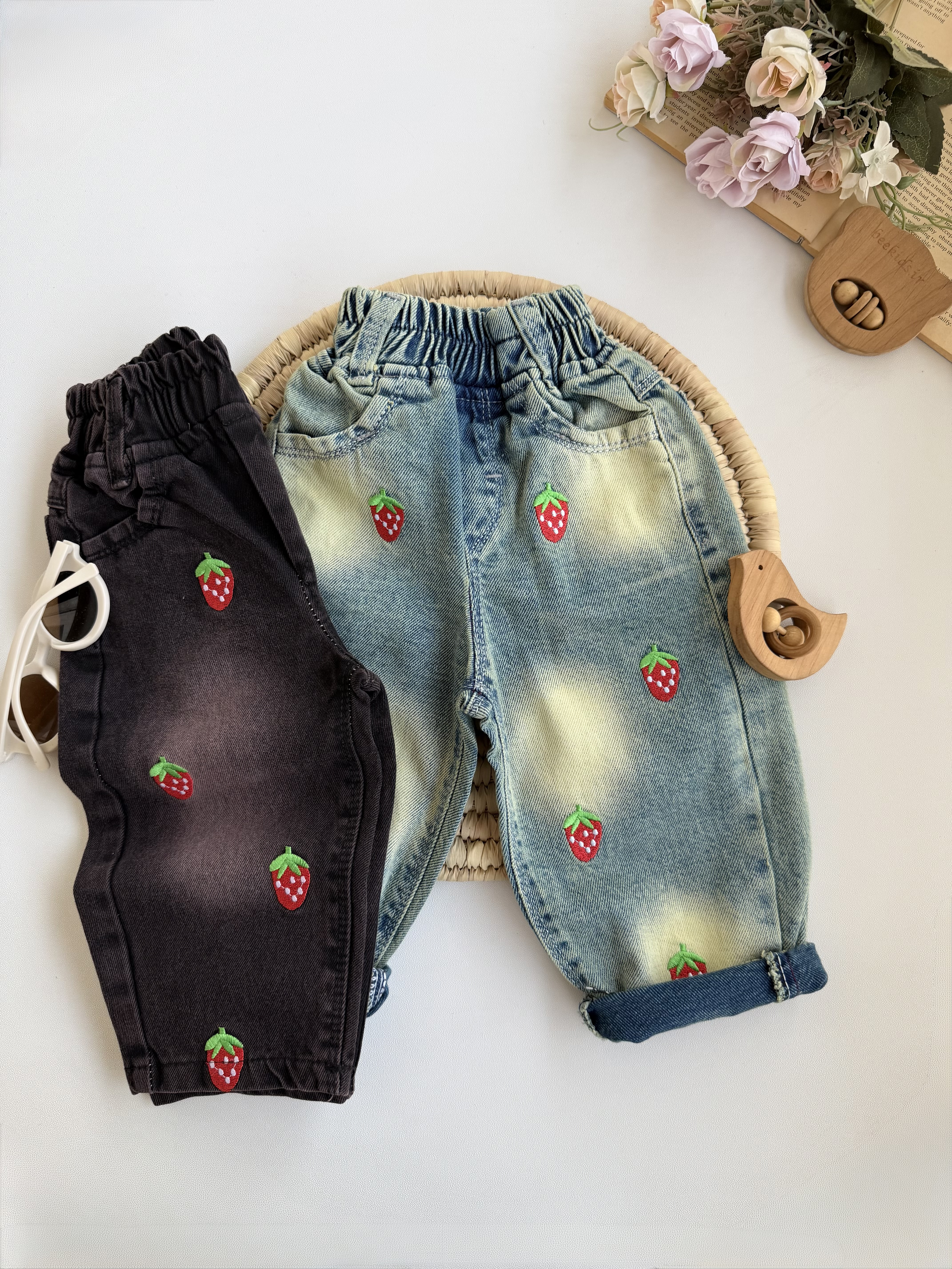 شلوار جین‌توت فرنگی🍓